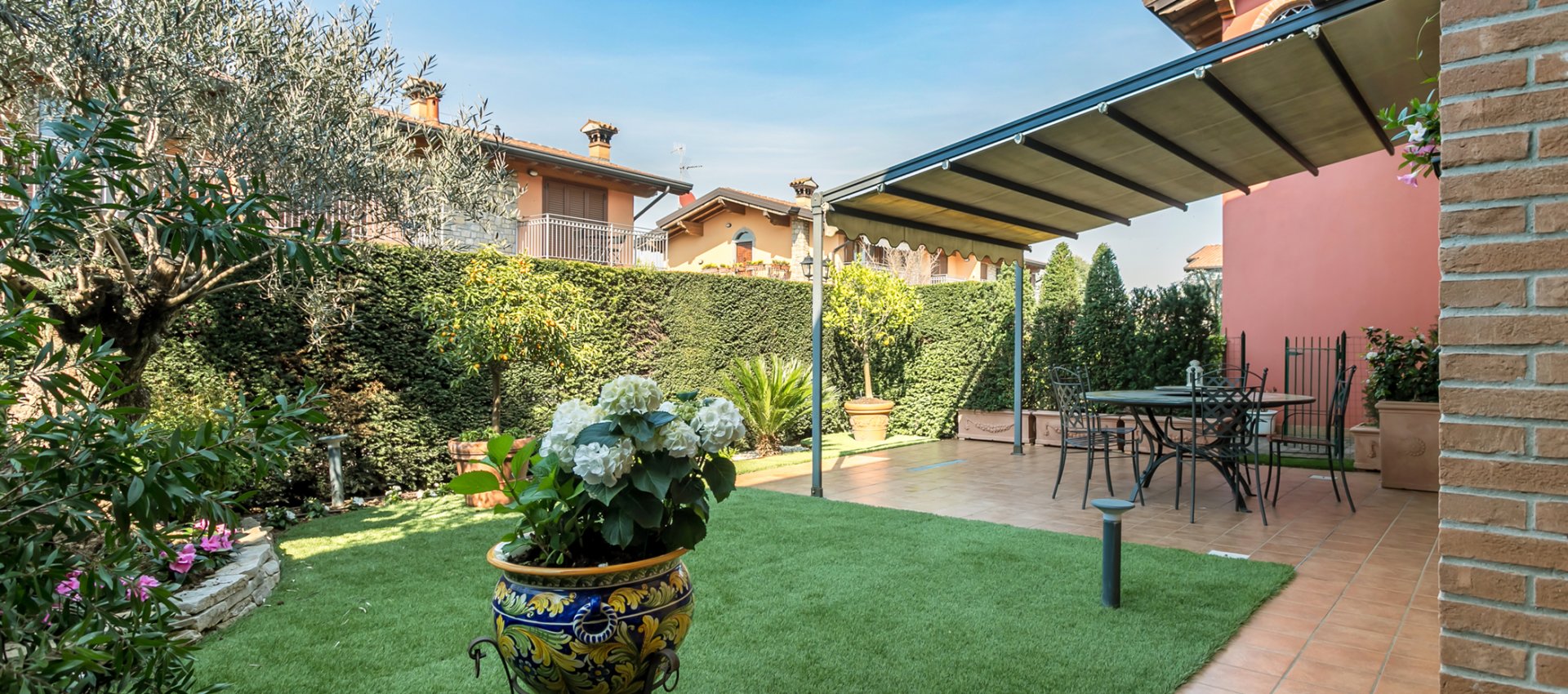 3 locali con meraviglioso giardino privato