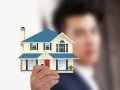 L'AGENZIA vende casa in metà tempo di un privato