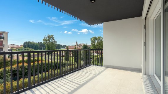 RES. MIRABELLO LIVING